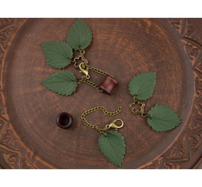 Green leaves chain hangers for stretched ears 8mm - 20mm wooden tunnels Dangle plugs and gauges Woodland Botanical