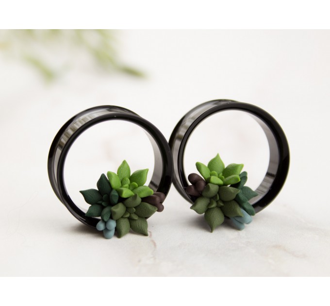 Handmade gauges plugs with succulents - cute flesh tunnels
