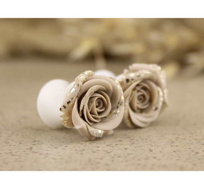 Beige silver rose plugs - flower gauge