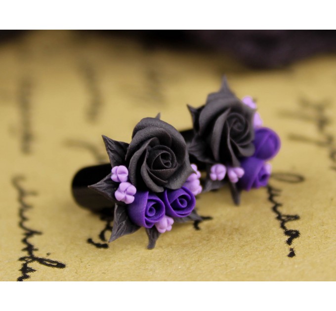 Violet rose handmade tunnels - 00 plug earrings
