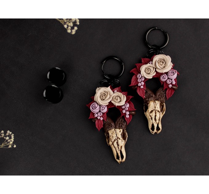Hoop earrings with goat skull and flowers