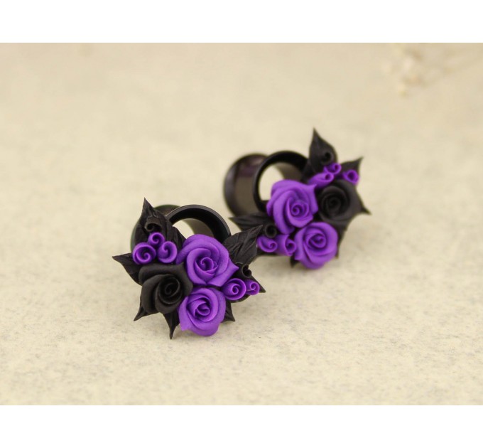 Purple black rose ear piercing - Gothic plugs and tunnels