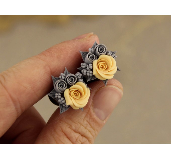Peach gray wedding plugs for stretched ears - 0 gauge tunnel