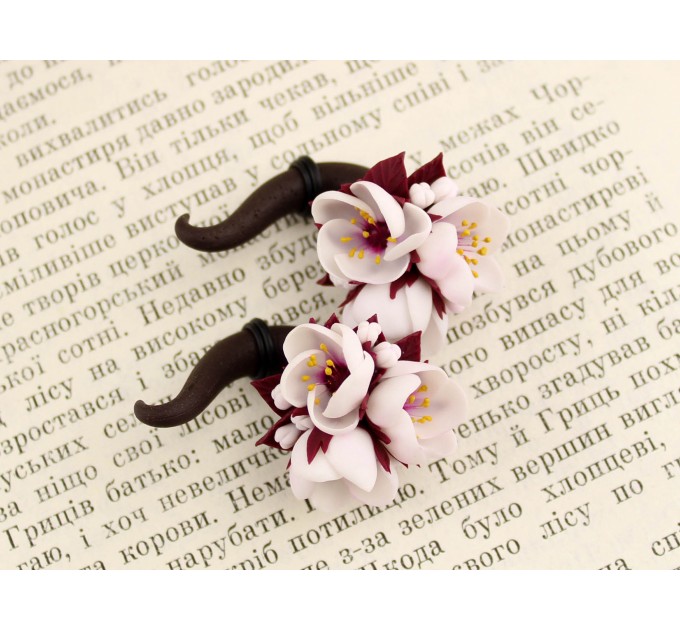 Cherry blossom fake / real ear gauges 