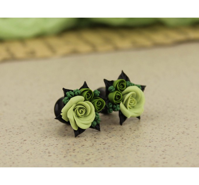 Sage green and olive ear stretch plugs – cute gauges tunnels