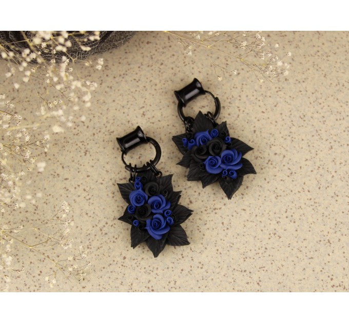 Navy blue and black stretched ears hoops – rose hangers