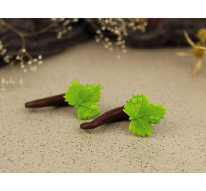 Handcrafted fake real gauges for ears – Green leaf