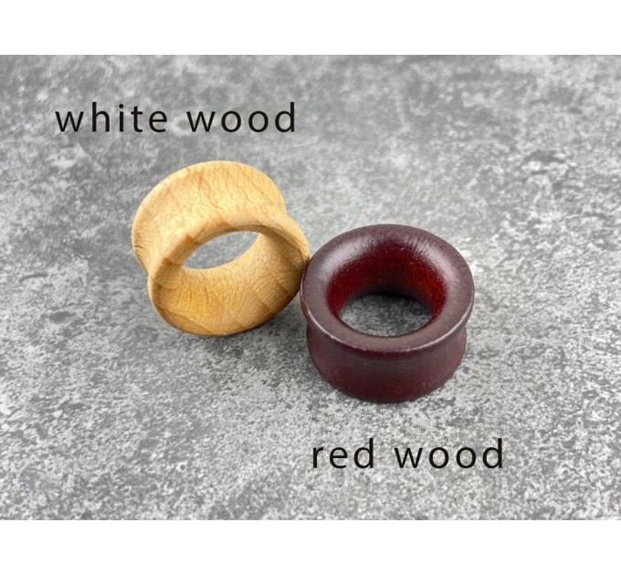 Spring leaf with dewdrops - wooden plugs for ears