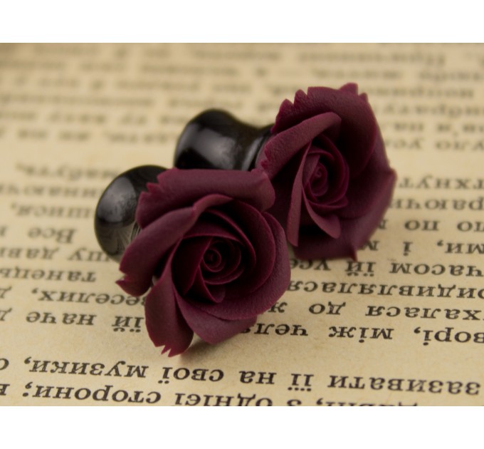 Burgundy ear plug piercing - floral 00g - 20mm gauges