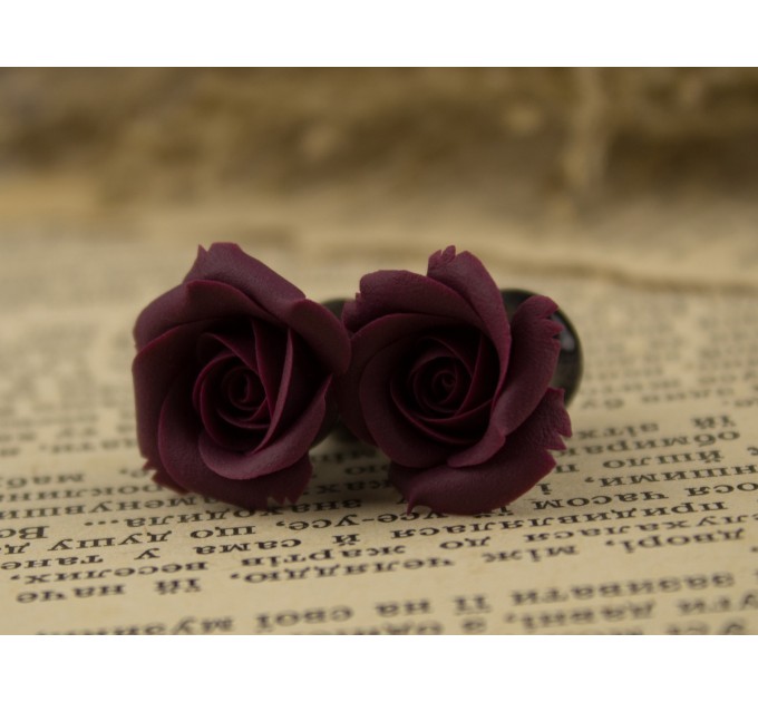 Burgundy ear plug piercing - floral 00g - 20mm gauges