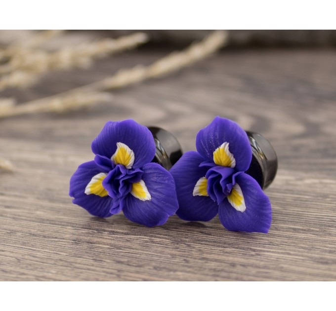 Purple iris flower plug earrings for gauged ears Floral tunnels Nature Botanical jewelry for stretched ears Handmade