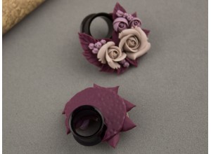 Tiny beige burgundy rose tunnels 00g – 25mm