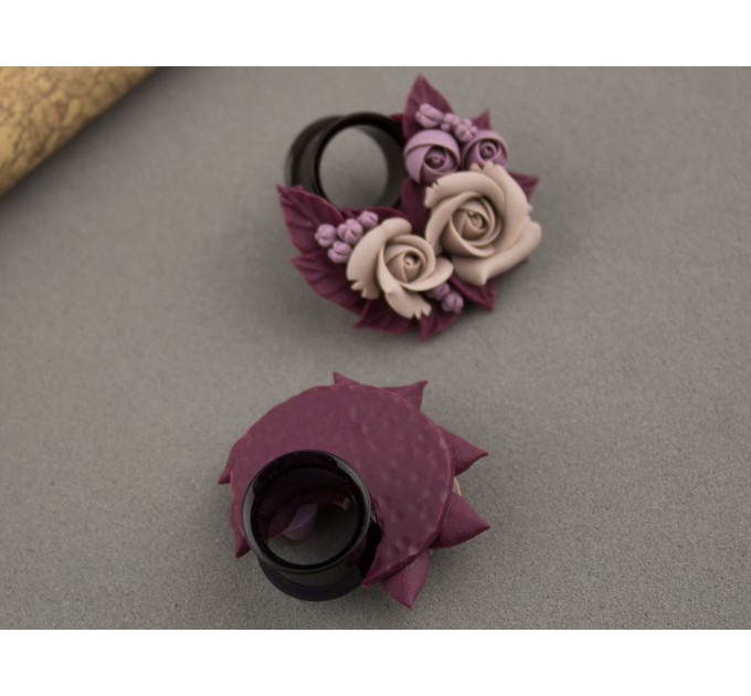 Wedding flesh tunnels – Beige burgundy flower ear plugs