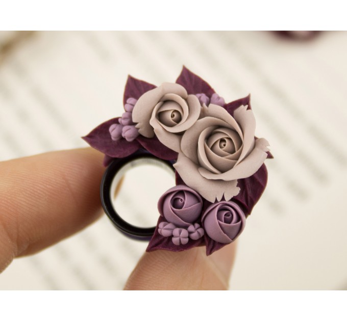 Wedding flesh tunnels – Beige burgundy flower ear plugs