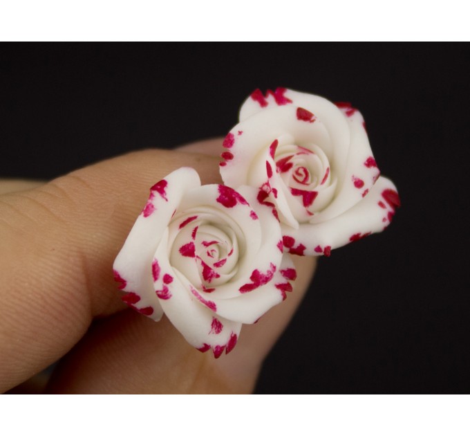 Handmade halloween stud earrings, Vampire blood rose