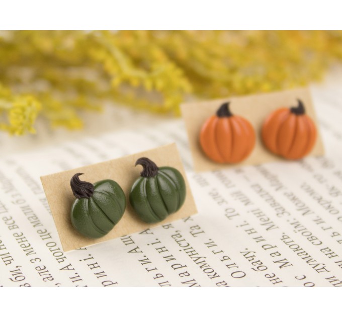 Green tiny pumpkin studs Fall birthday earrings Thanksgiving party outfit Cozy autumn jewelry