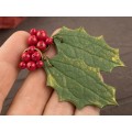 Holly berry dangle plug earrings Reg green holiday floral jewelry for stretched earlobes Xmas tunnels and gauges