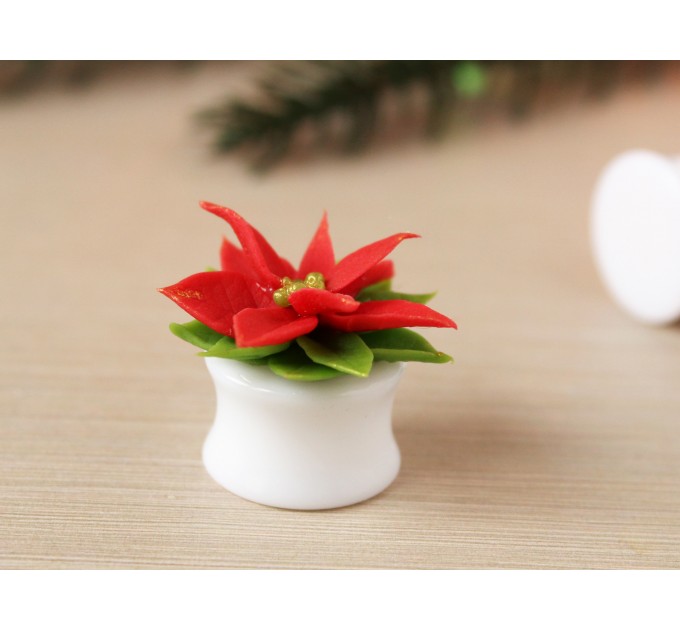 Poinsettia ear plugs Xmas gauges Christmas jewelry for stretched earlobes Holiday tunnel earrings handmade