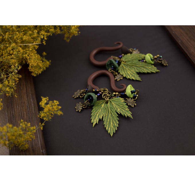 Maple leaves dangle plug earrings Woodland gauges Botanical jewelry for stretched ears