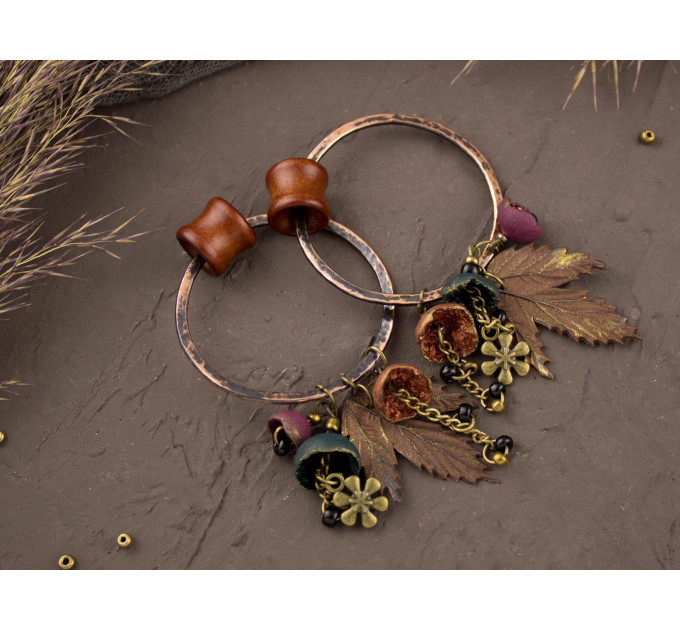Hammered copper hoop hangers for ear tunnels with maple leaves and handmade beads Boho jewelry for stretched ears