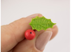 Mismatched holly berry and leaf studs
