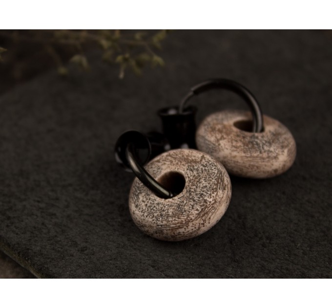 Ancient stone imitation hoop earrings Viking jewelry for guy Unisex brutal ear hangers Bone tunnels and plugs