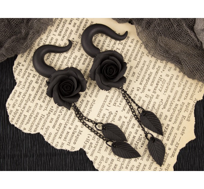Gothic wedding dangle chain plug earrings for stretched ears Black rose and leaves Witch gift gauges Dark aesthetic