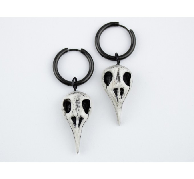 Raven skull hoop earrings for guy Tunnel hangers bird skeleton Animal pagan jewelry for stretched ears Gothic plugs and gauges