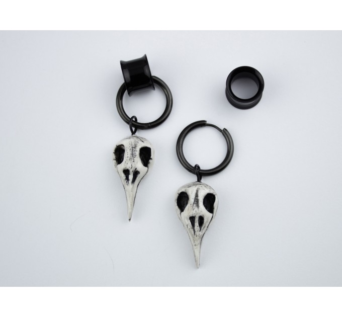 Raven skull hoop earrings for guy Tunnel hangers bird skeleton Animal pagan jewelry for stretched ears Gothic plugs and gauges