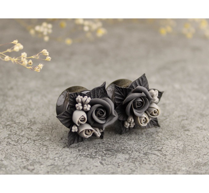 Cute miniature floral ear plugs for stretched earlobes Gray black roses gauges Bridesmaid wedding bridal tunnels