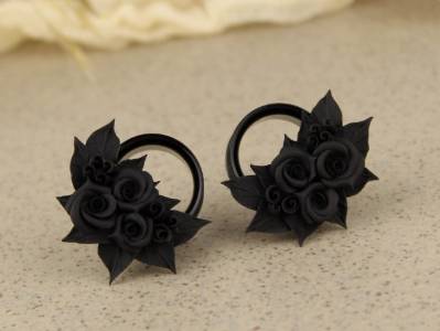 Tiny black rose ear tunnels 00g – 25mm