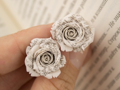 Book page rose ear plugs 3mm - 20mm