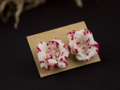 Tiny bloody rose stud earrings