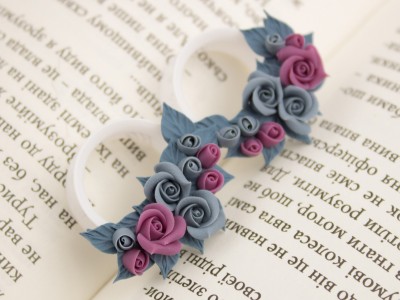 Dusty blue and pink rose ear tunnels 12 – 25mm Dusty blue and pink rose ear tunnels 12 – 25mm