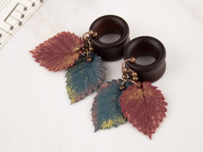 Teal and burgundy leaves wooden tunnels  8-20mm Teal and burgundy leaves wooden tunnels  8-20mm