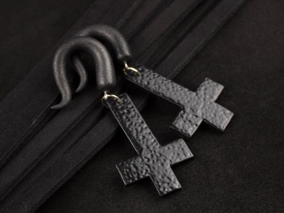Inverted cross gauge earrings 5-14mm
