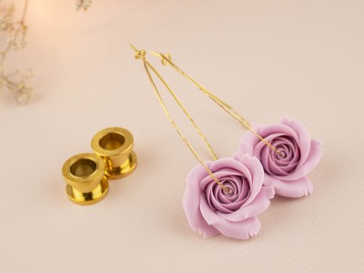 Golden tunnel hoop hangers with dusty pink rose  rose 6-30mm