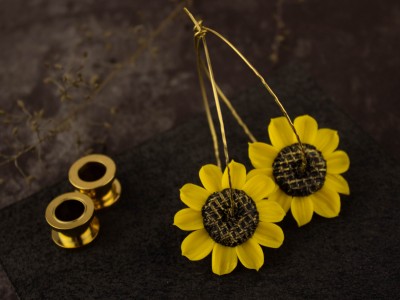 Sunflower golden hoop hangers tunnels 6-30mm